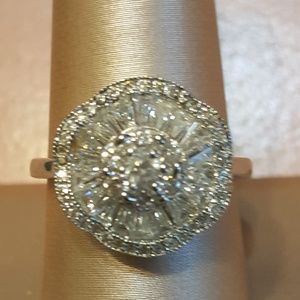 Beautiful 925 Sterling Silver Stones Cluster Ring